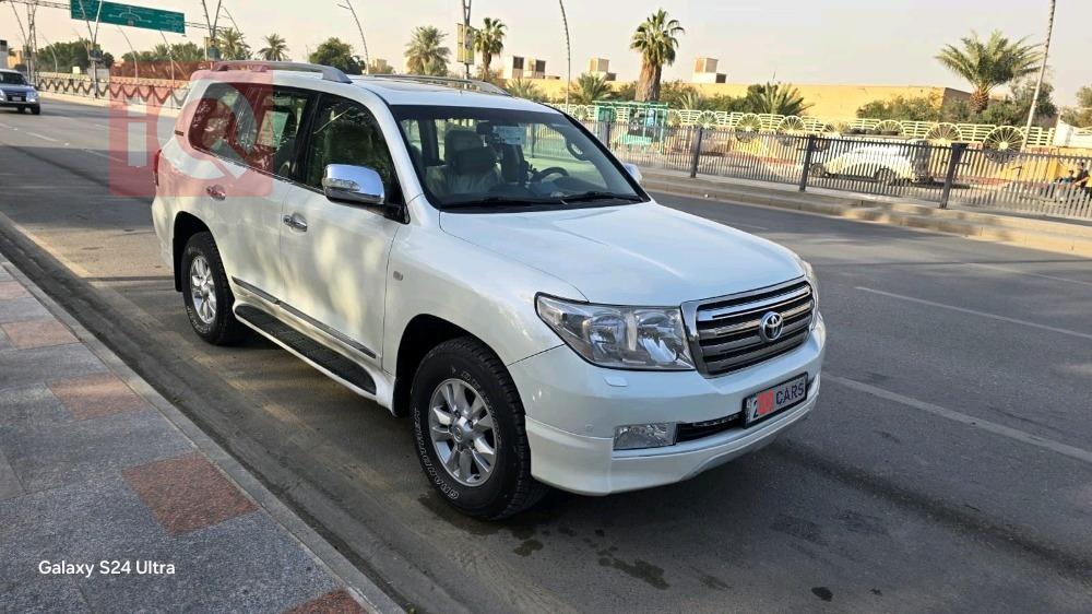 تويوتا لاندكروزر